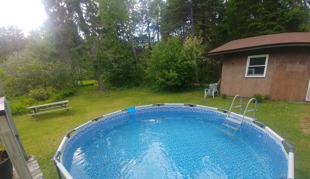 Private, Peaceful Cottage with Large Yard