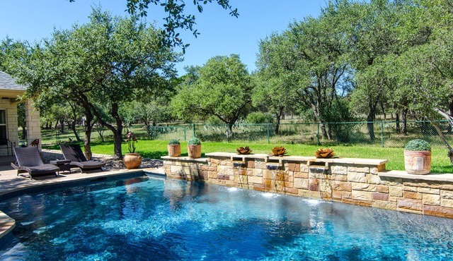 Private | Peaceful Retreat | Cozy Guesthouse with Pool