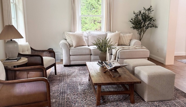 Private Peaceful Waterfront House with Pool & Hot Tub