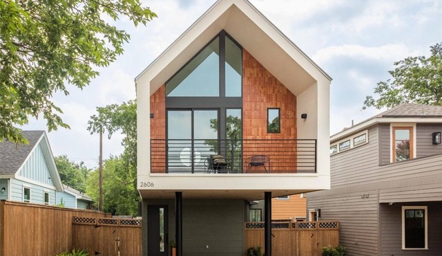 Private peaceful Zen house located in a vibrant East Austin neighborhood.