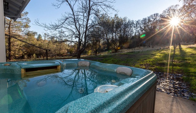 Private Penn Valley Home with Hot Tub & Fireplace