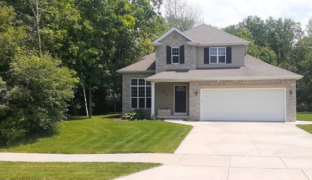 Private Pet-friendly Home Close To The Green Bay Packers and Other Entertainment