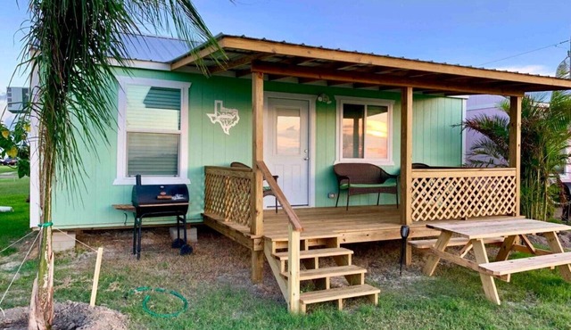 PRIVATE PIER, "TROPHY TROUT" COTTAGE ON COPANO BAY
