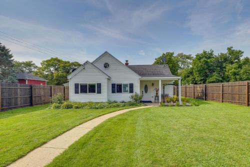 Private Plainfield Retreat with Gas Grill and Patio