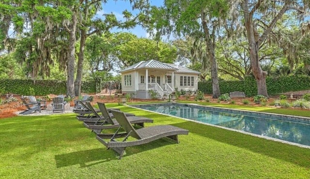 Private Plantation-Style Retreat w/Pool ! (Near Downtown + Beaches)