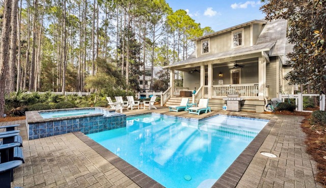 Private Pool and Sitting Spa! Bikes! Resort Amenities! Low-Speed Vehicle!