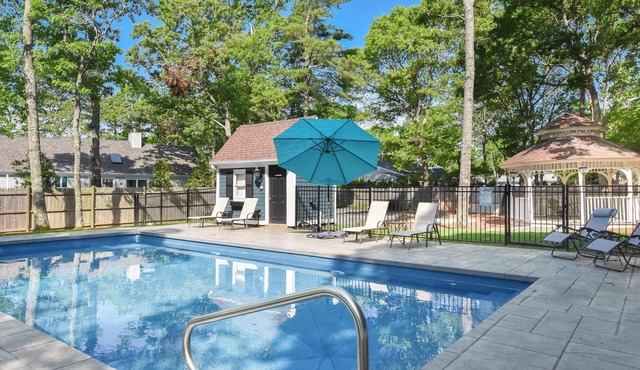 Private Pool, Central AC, Dog Friendly!