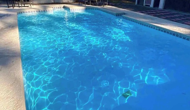 Private Pool & Fenced Yard - Sassy in the Sun