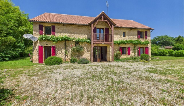 Private pool – house for 10 adults and 2 children