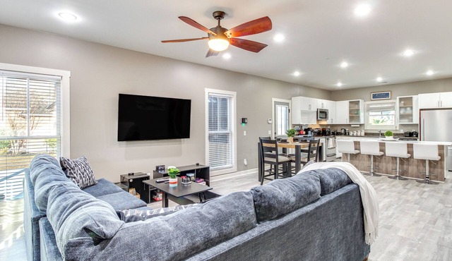 Private Pool & Game Room: Home Near Savannah