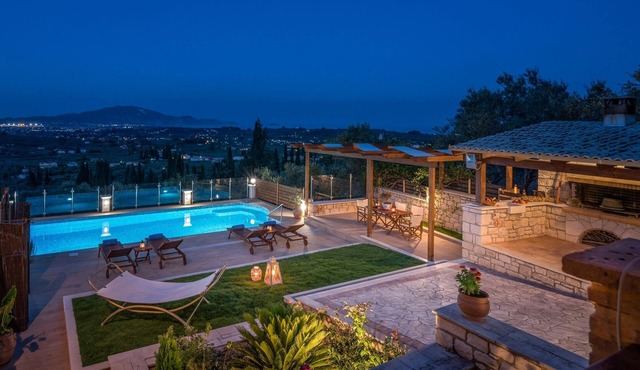 Private pool villa,experience a unique and luxurious holiday and amazing views.