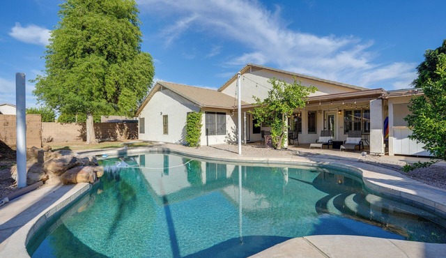 Private Pool: Group-Friendly Gilbert Getaway!