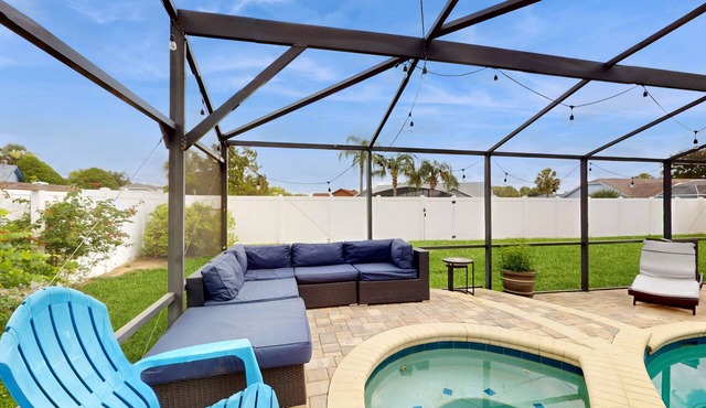 Private Pool, Home Theater & Dog-Friendly Retreat Near Disney