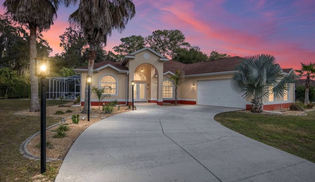 Private Pool & Hot Tub: 4BR Timucuan Trail Luxury Retreat w/Screened Lanai