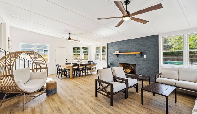 Private Pool~King Beds~Fire Pit~Sunroom~Near Charleston