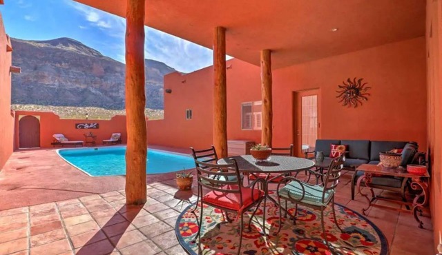 Private Pool-King bed-3 acres- Billiards-RV Parking-Mountain Views-Near Zion