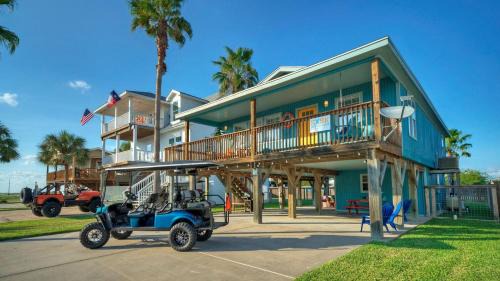 Private Pool Large Yard Game Room Balcony South By Sunkissed by Avantstay