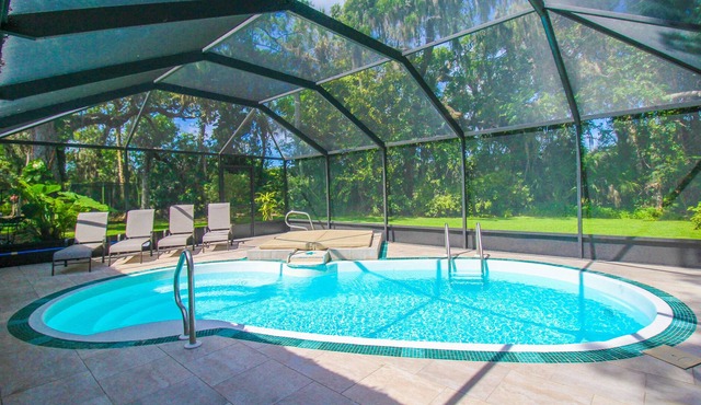 Private Pool, Near Beach, Florida Oasis