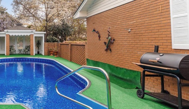 Private Pool Oasis | 4BR Near Downtown Perry