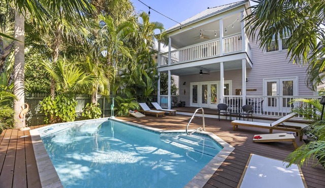 Private Pool Oasis - Centrally Located in Florida Keys