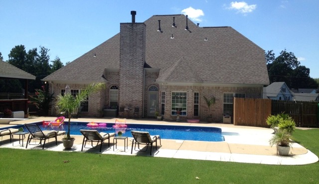 Private Pool Oasis + Luxury Cabana Entertainment