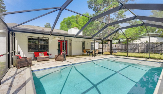 Private Pool & Patio: Niceville Family Home