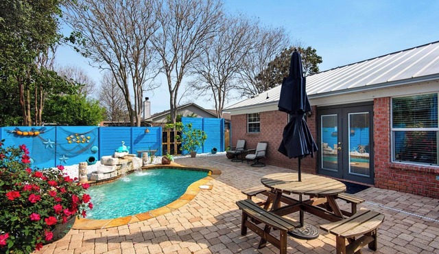 🏖️Private Pool-Pet Friendly-Tiki Bar-3BR Village Oasis