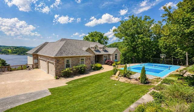 Private Pool, Pickleball court, Hot Tub, LakeView