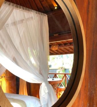 Private Pool Retreat With Two Villas, Two Kitchens, Two Bathrooms, Perfect for Families and Friends Traveling Together