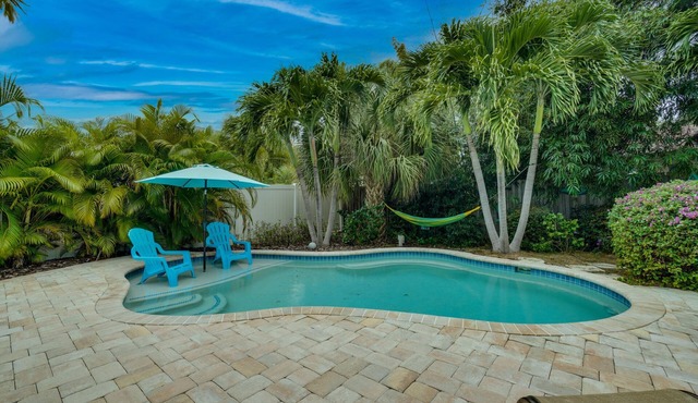 Private Pool - Seaglass Cottage by SeaBreeze Vacation