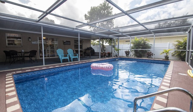 PRIVATE POOL & SPA, weekly or monthly RENTAL IN FLORIDA