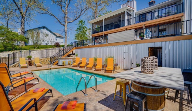Private pool vacation home, spa, game rooms, HOA boat slip.