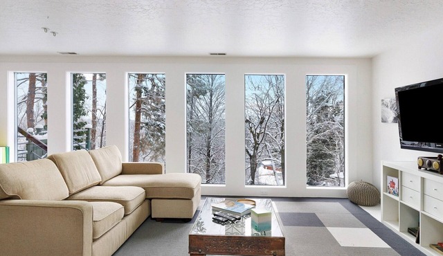 Private pool & views | Perfect for families | Close to trailhead & downtown