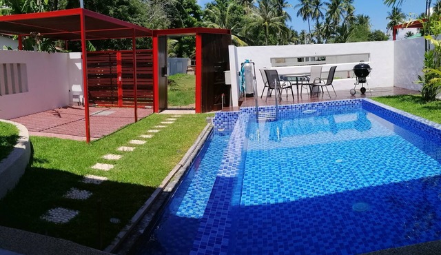 Private Pool Villa 8 minutes to Cenang Beach