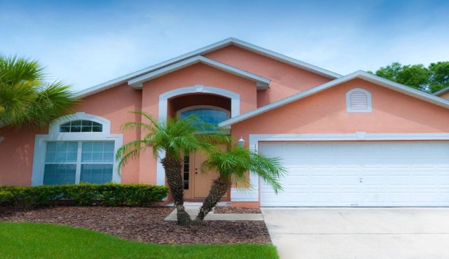 Private Pool Villa close to Disney Parks with free Wifi and BBQ