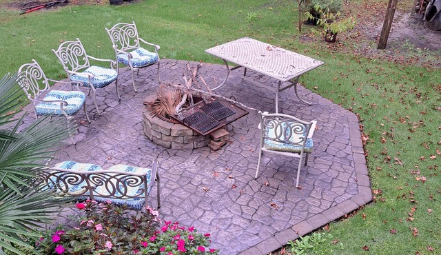 Private property home that is 10 minutes away from the nearest beach.