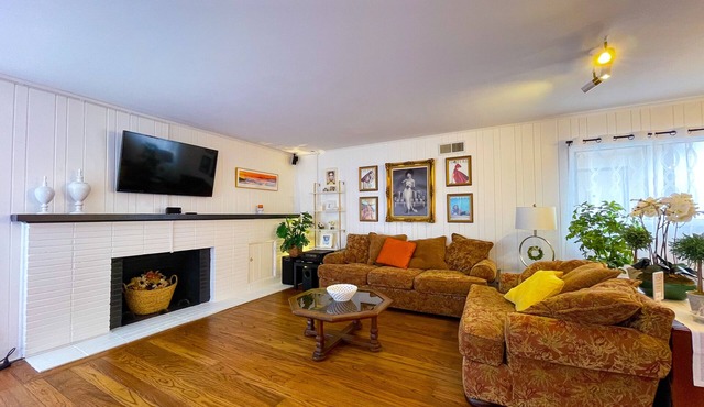 Private, Quiet, and Furnished Home Away from Home by the Olympic Golf Course