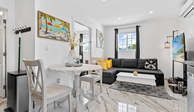 Private, Quite, Clean, Comfy, New Guest House