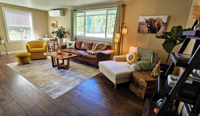 Private Ranch House, Highland Cattle, Horses & Peaceful Views - a soul refresher