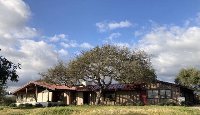 Private Ranch with Endless View!