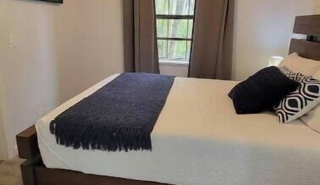 Private Relaxing Studio - Weston