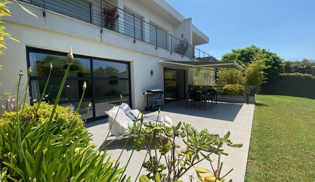 Private residence 200m from the beach T4 107m² + 50m² terrace