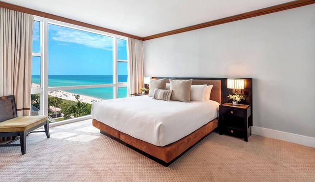 Private Residence at Carillon Miami Resort - 911