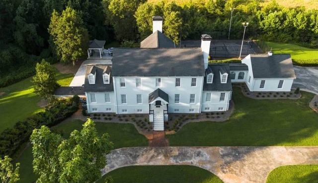 Private Resort - Lake Lanier Paradise