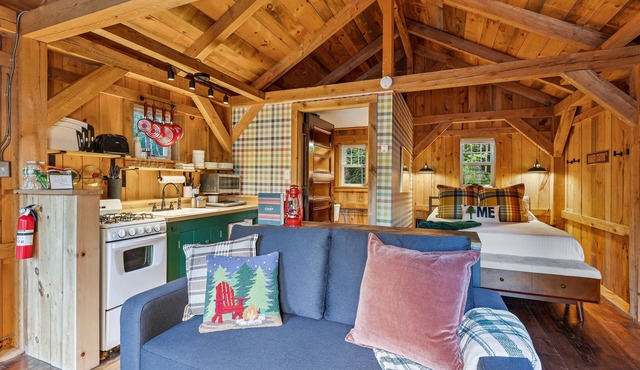 Private Retreat Dogs Welcome 2 Cabins Near Mt Abram