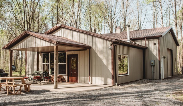 Private retreat in the woods with hiking and fishing