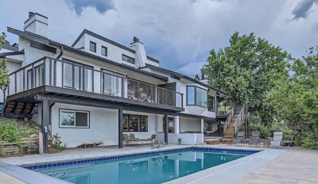 Private Retreat in Boulder with Fabulous Views
