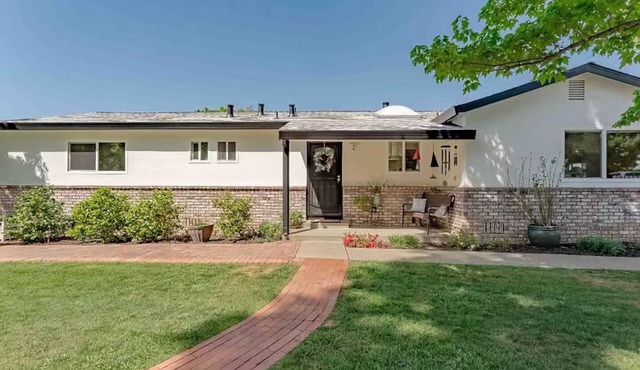 Private Retreat in Orangevale