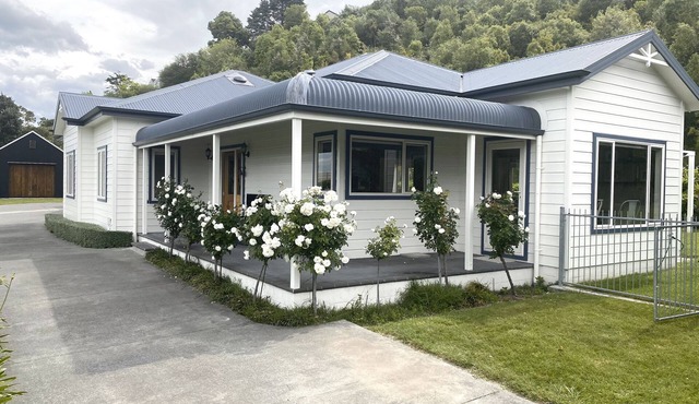 Private Retreat on Church Road Wineries doorstep