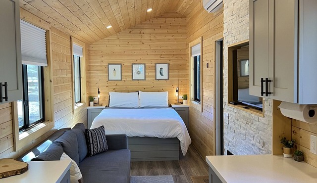 Private Retreat with 3 Tiny Houses in the Woods